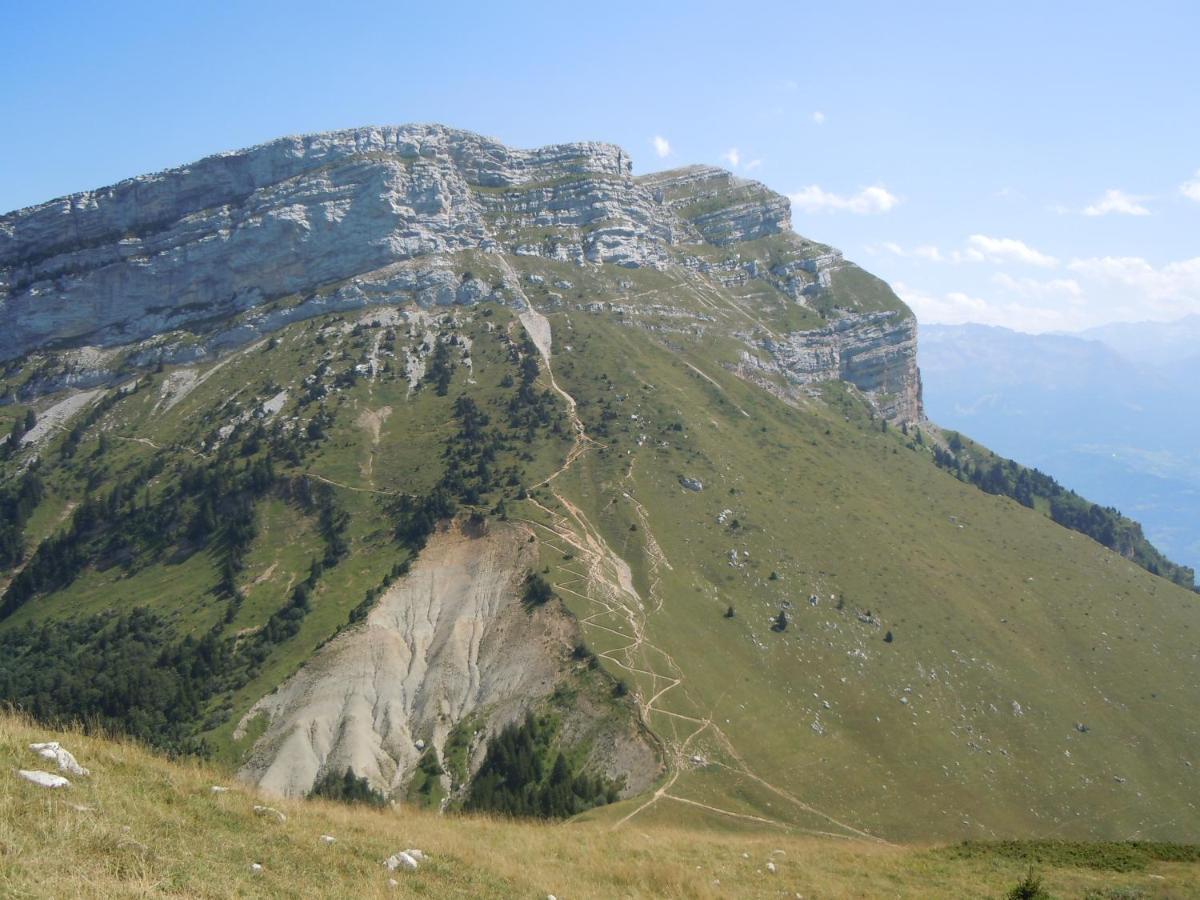 Ibis Styles Grenoble A41 Crolles