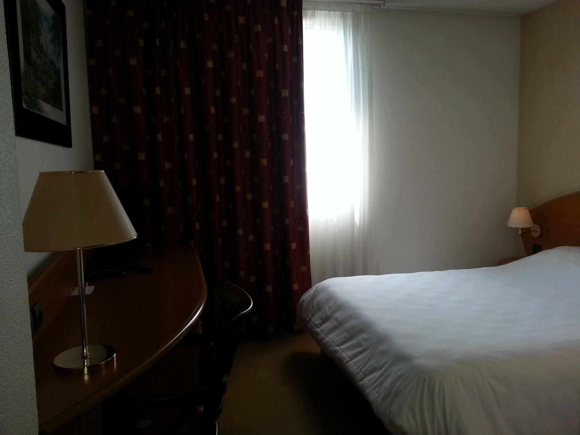 Ibis Styles Grenoble A41 Hotel